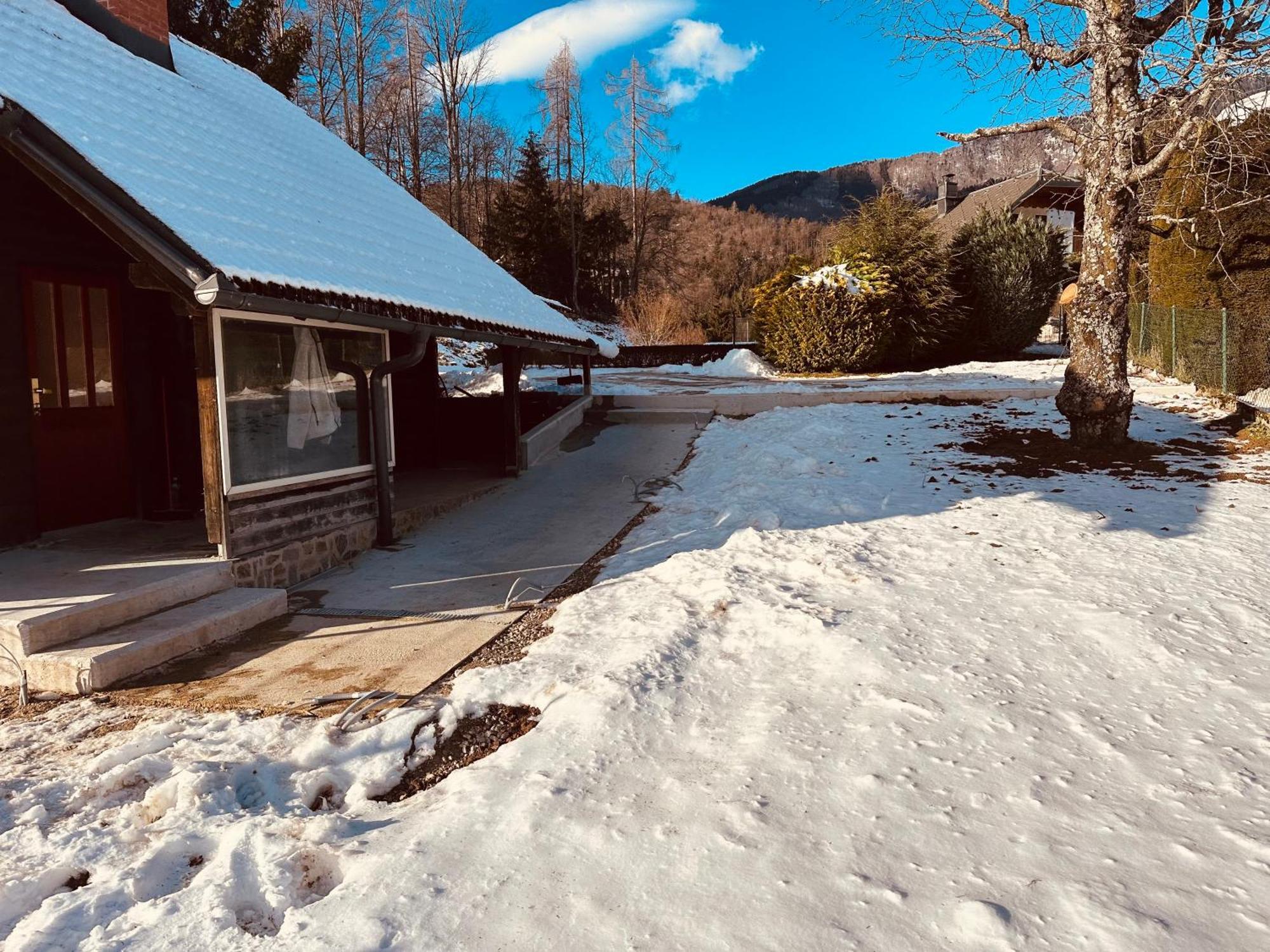 Chalet Pjagodic Cerklje na Gorenjskem Luaran gambar