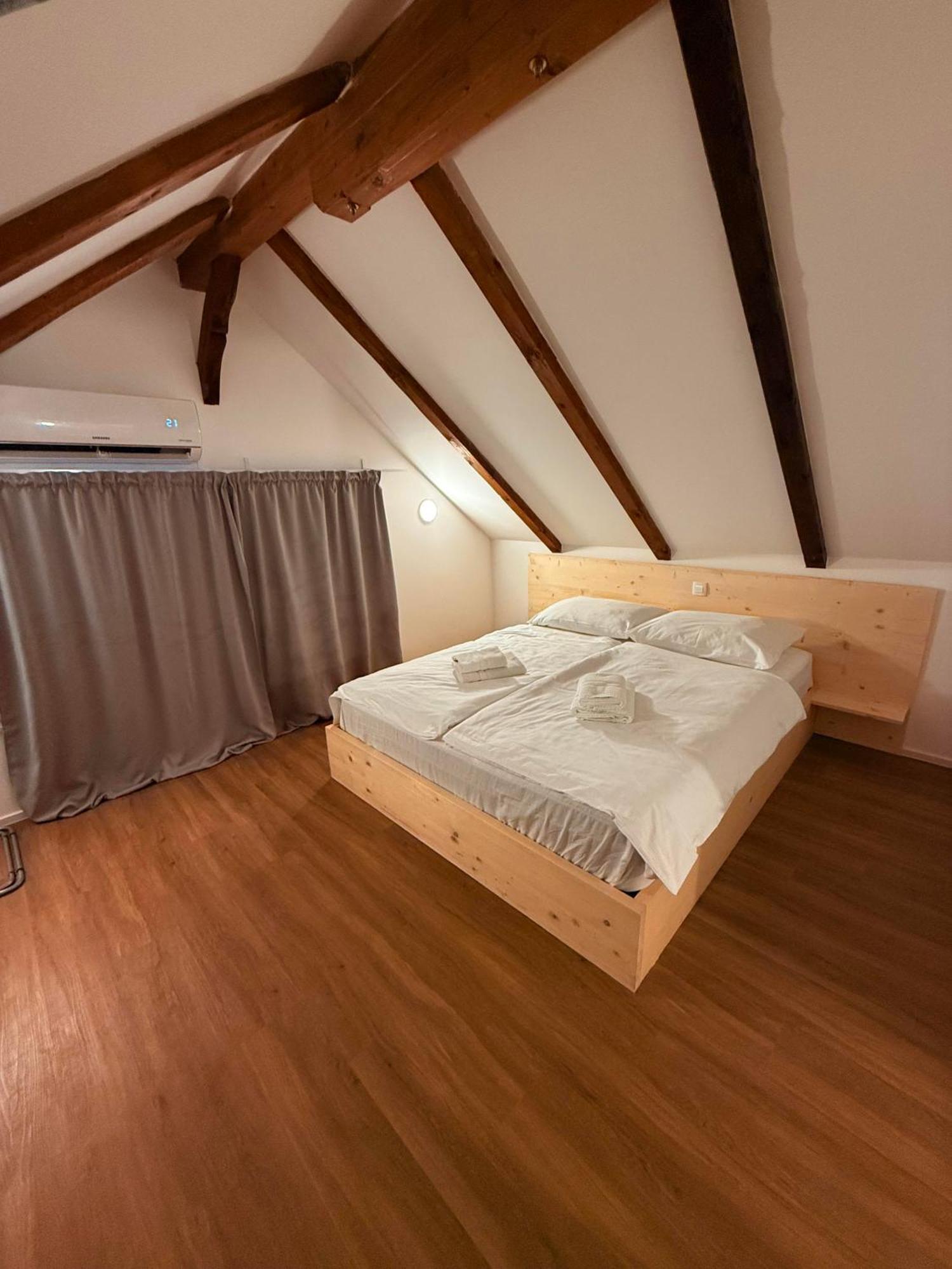 Chalet Pjagodic Cerklje na Gorenjskem Luaran gambar